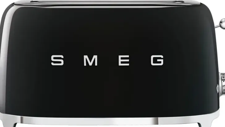 Smeg Tsf02Bleu 4-Viipaleen Leivanpaahdin Musta