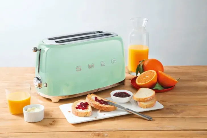 Smeg Tsf02Pgeu 4-Viipaleen Leivanpaahdin Mintunvihrea