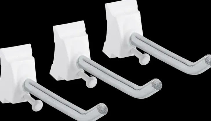 Suora Koukku, Johon Voit Ripustaa Erilaisia Tavaroita. Asennetaan Sailytyskiskoon. Toimitetaan 3Kpl:En Pakkauksessa.